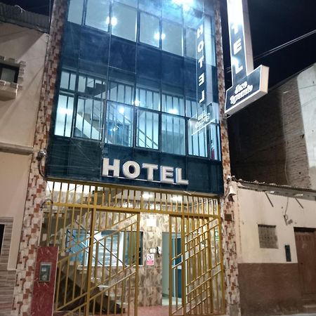 Hotel Jose Ignacio Chepén Exteriör bild
