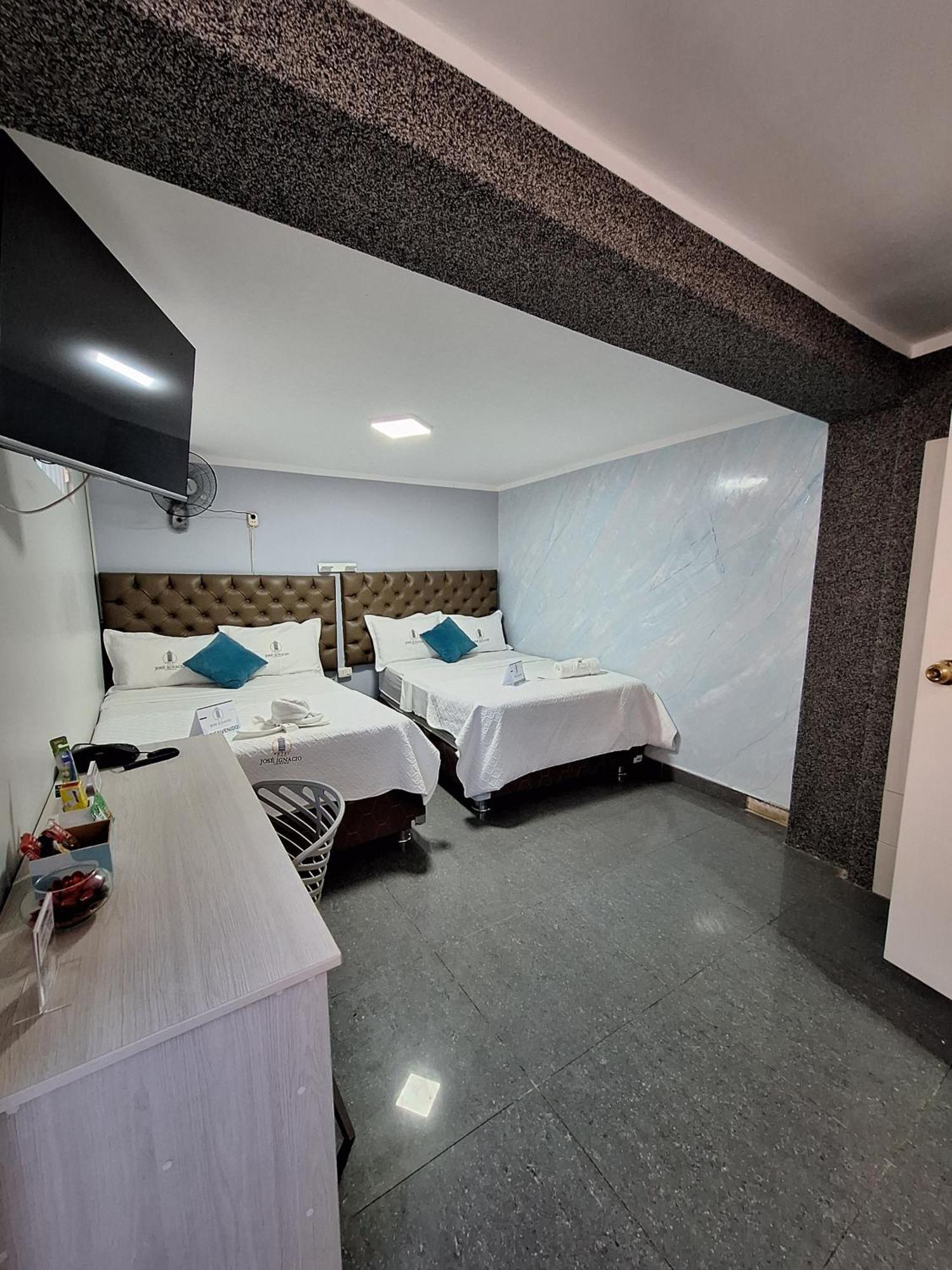 Hotel Jose Ignacio Chepén Exteriör bild